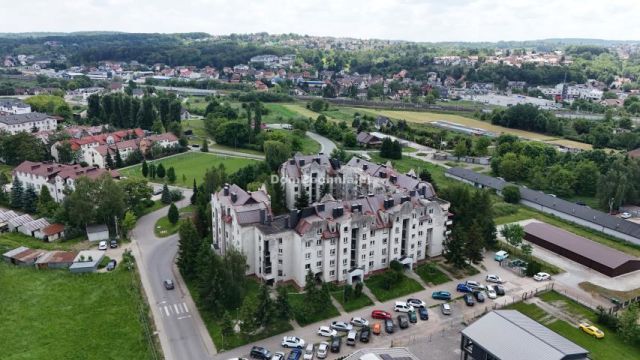 Mieszkanie 3-pokojowe Bochnia, ul. Karolina. Zdjęcie 9
