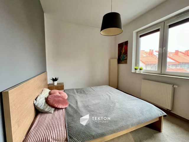 Mieszkanie 3-pokojowe Kraków Podgórze, ul. Malwowa. Zdjęcie 1