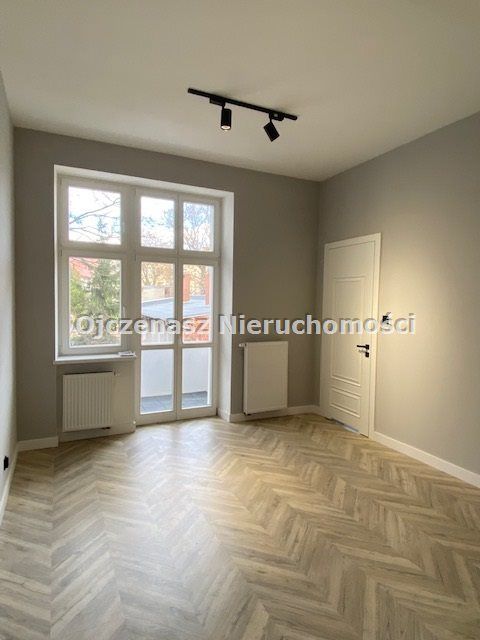 Mieszkanie 4-pokojowe Bydgoszcz Śródmieście. Zdjęcie 8