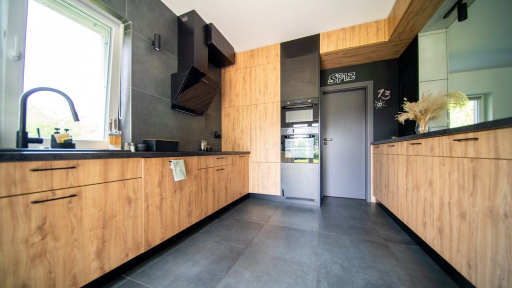 dom wolnostojący, 5 pokoi Skoków. Zdjęcie 9