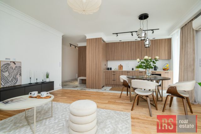 Mieszkanie 4-pokojowe Warszawa Mokotów, ul. Bokserska. Zdjęcie 1