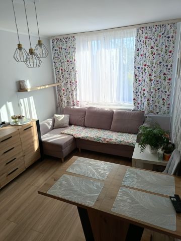 Mieszkanie 2-pokojowe Ruda Śląska Nowy Bytom, ul. ks. Jana Szymały. Zdjęcie 1