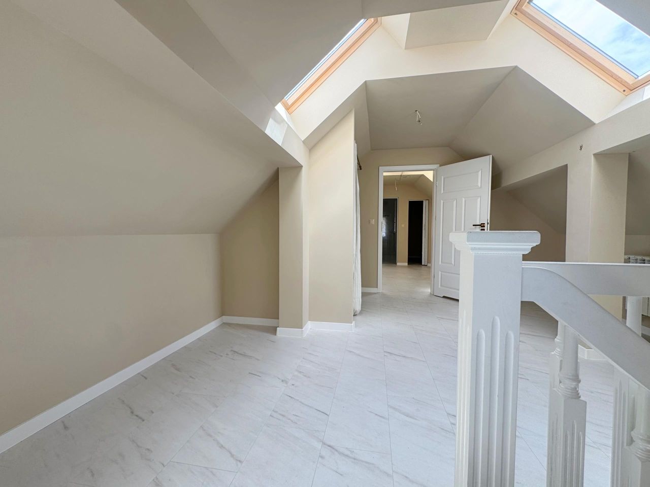 dom wolnostojący, 4 pokoje Jarosławsko. Zdjęcie 42