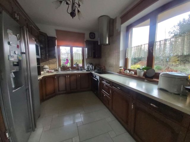 dom wolnostojący, 5 pokoi Miłocice, ul. Szkolna. Zdjęcie 36