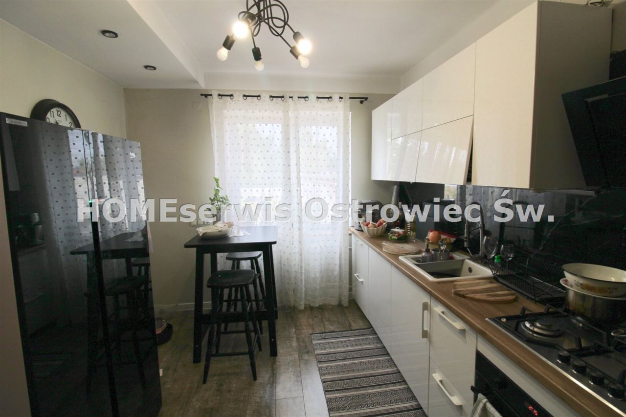 dom wolnostojący, 6 pokoi Kunów. Zdjęcie 16