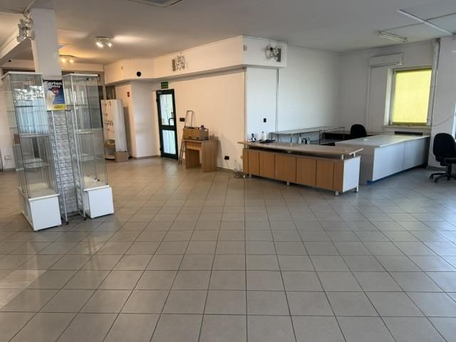 Lokal Lubliniec Centrum, ul. Plebiscytowa. Zdjęcie 3