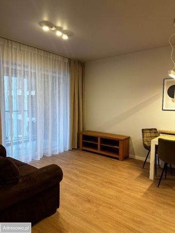 Mieszkanie 2-pokojowe Toruń, ul. Henryka Strobanda. Zdjęcie 1