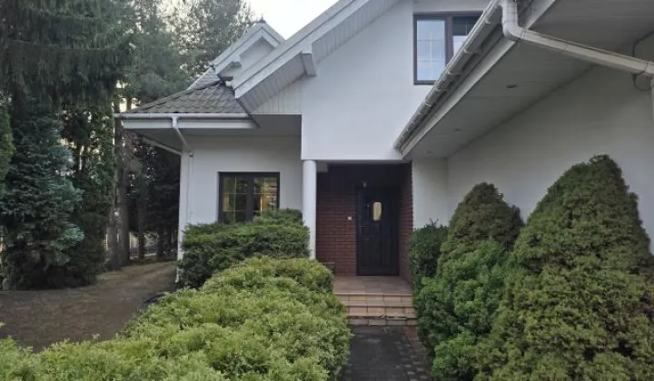 dom wolnostojący, 5 pokoi Kobyłka