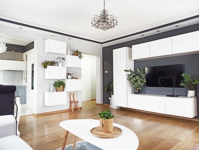 Mieszkanie 3-pokojowe Łuszczanowice. Zdjęcie 1