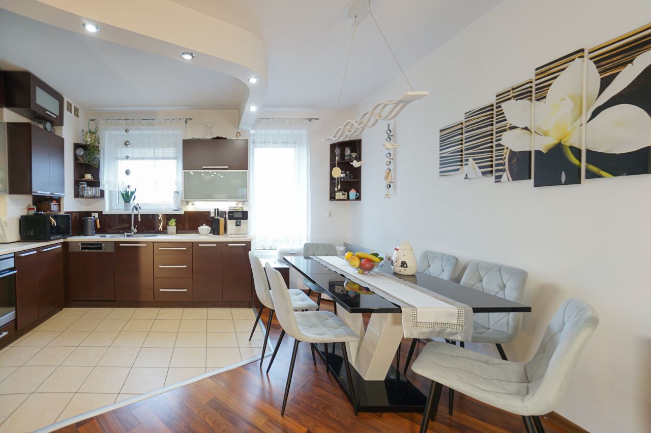 Mieszkanie 4-pokojowe Bielsko-Biała Kamienica, ul. Janisława Grondysa. Zdjęcie 25