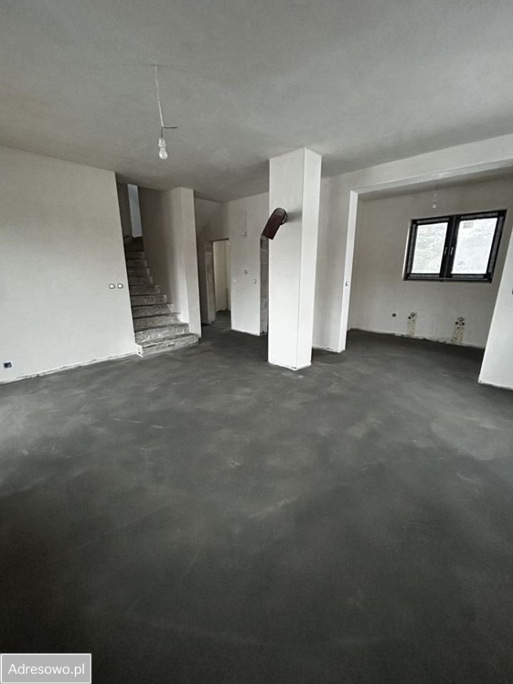 dom wolnostojący, 4 pokoje Nowe Grabie. Zdjęcie 2