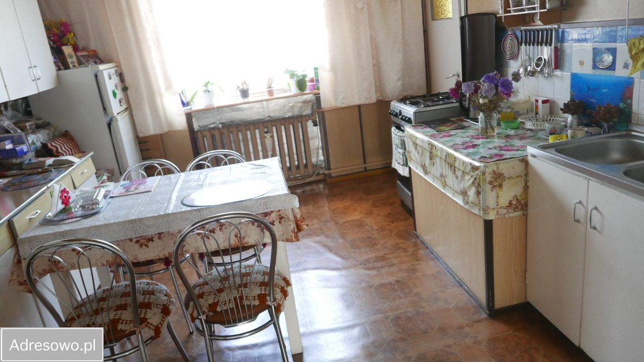 dom wolnostojący, 8 pokoi Nowy Tomyśl, ul. Szkolna. Zdjęcie 11