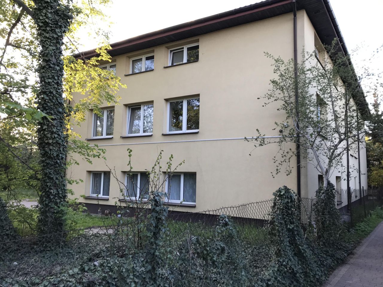 dom wolnostojący, 16 pokoi Warszawa Ursus, ul. Piastowska