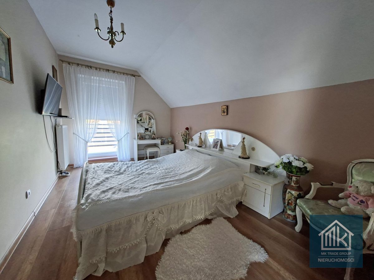 dom wolnostojący, 4 pokoje Niepołomice, ul. Słoneczna. Zdjęcie 10