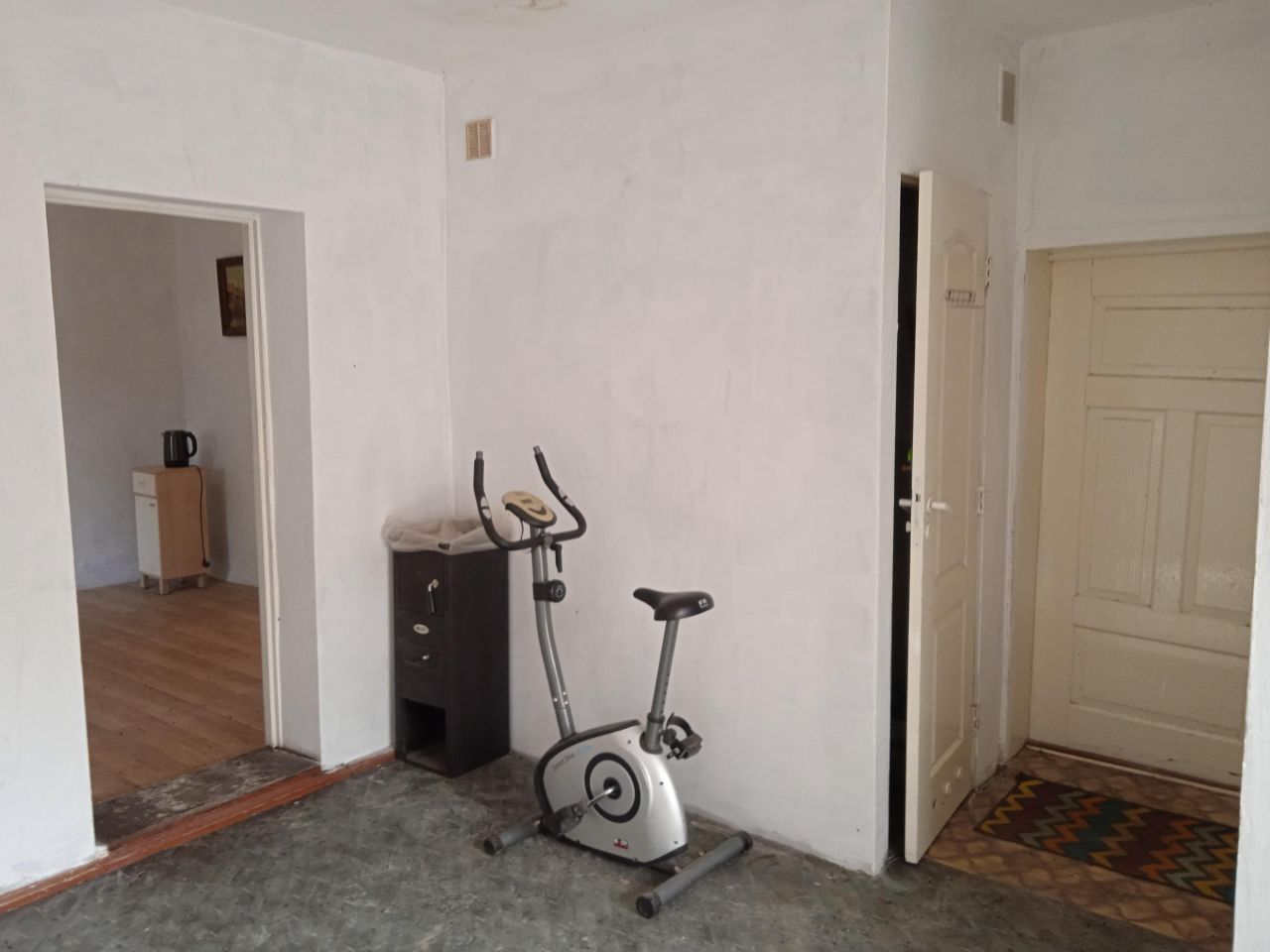 dom szeregowy, 2 pokoje Bzowiec. Zdjęcie 3