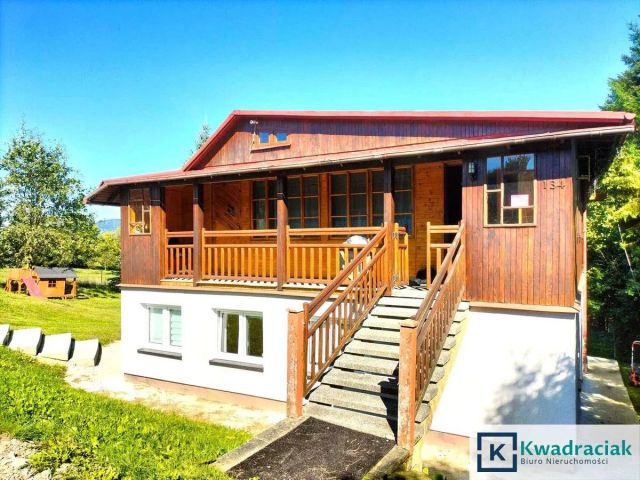 dom wolnostojący, 5 pokoi Bączal Dolny. Zdjęcie 1