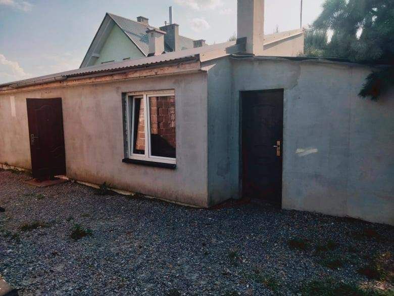 dom wolnostojący, 2 pokoje Gierlachów Gierlachów Bliższy, Gierlachów. Zdjęcie 1