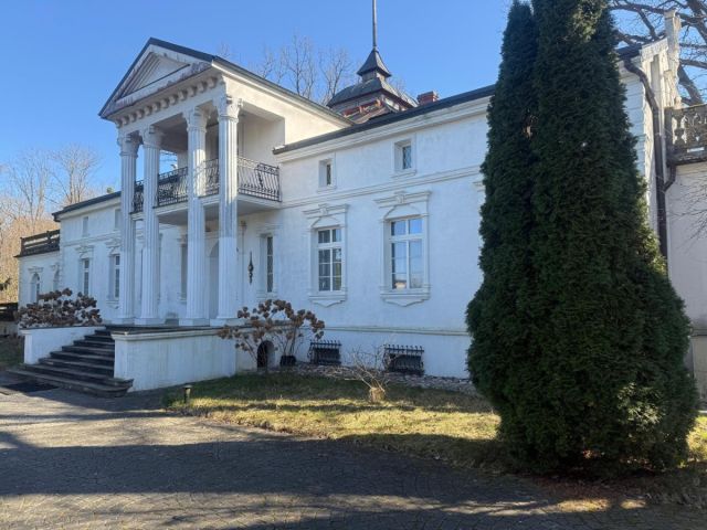 dworek, 8 pokoi Rakowiec. Zdjęcie 1