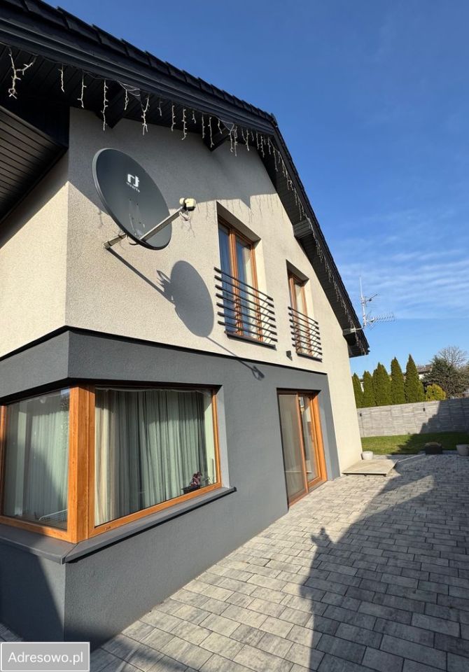 dom wolnostojący, 5 pokoi Zgierz. Zdjęcie 18