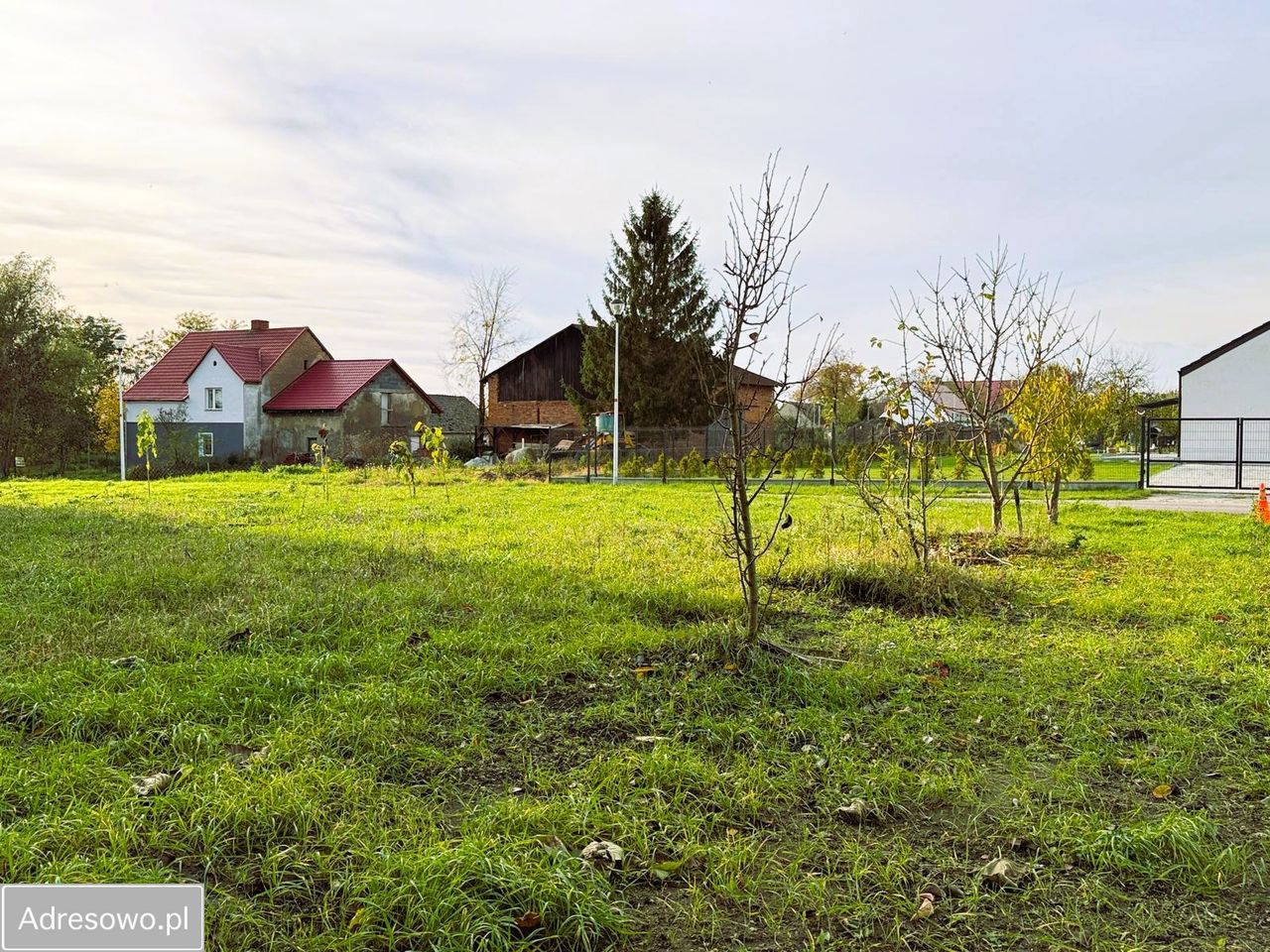 Działka budowlana Nowiny