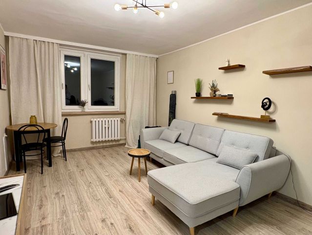 Mieszkanie 1-pokojowe Katowice Szopienice, ul. Osiedlowa. Zdjęcie 1