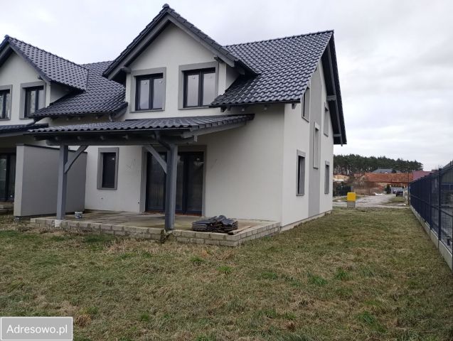 bliźniak, 5 pokoi Osiek, ul. Śląska. Zdjęcie 1