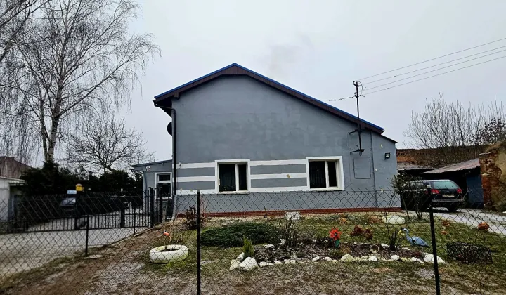 dom wolnostojący, 4 pokoje Dankowice