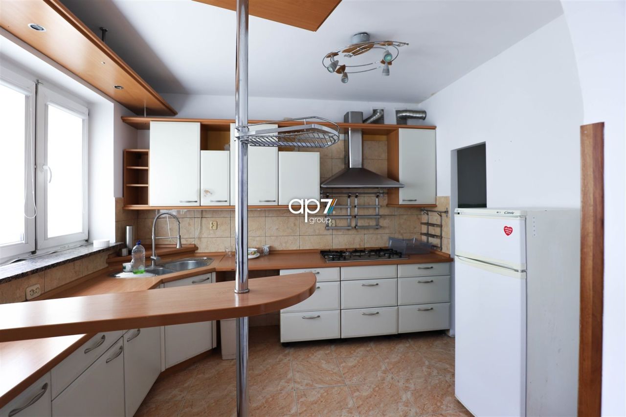 dom szeregowy, 9 pokoi Kraków Prądnik Biały, ul. Nad Sudołem. Zdjęcie 3