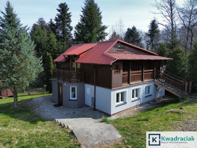 dom wolnostojący, 5 pokoi Bączal Dolny. Zdjęcie 1