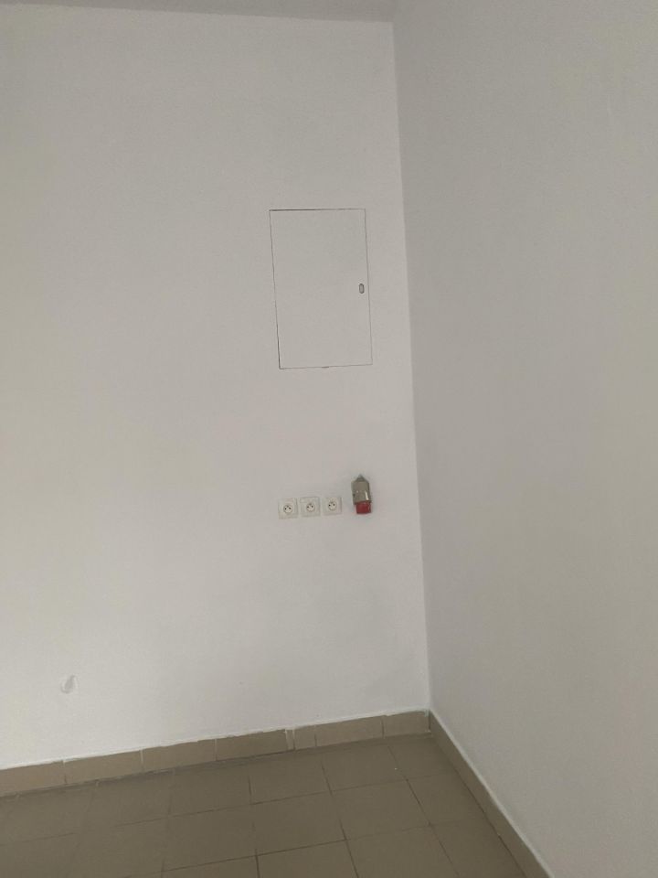 Lokal Kraków Podgórze Duchackie, ul. Marii i Bolesława Wysłouchów. Zdjęcie 3