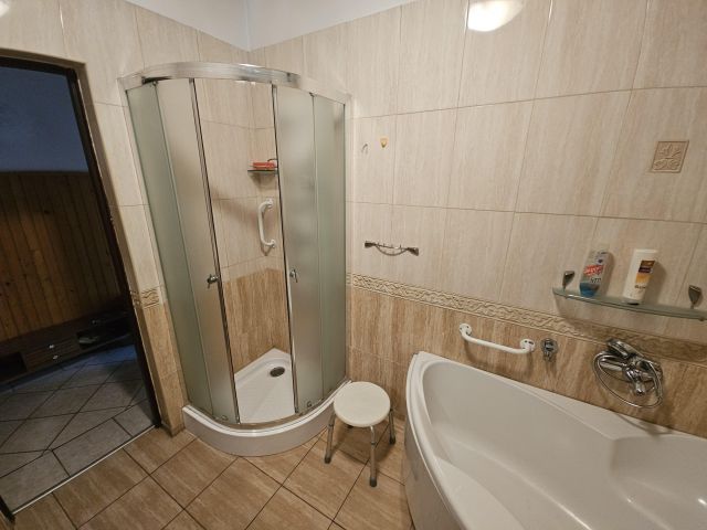 bliźniak, 6 pokoi Katowice Dąbrówka Mała, ul. Józefa Biniszkiewicza. Zdjęcie 21