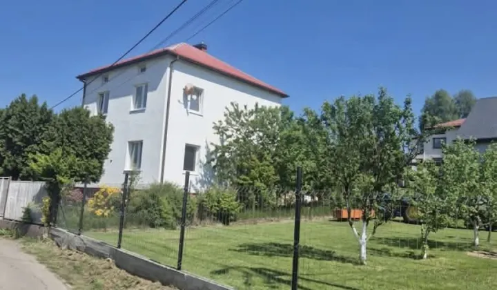 dom wolnostojący, 6 pokoi Łodygowice, ul. Jesionowa