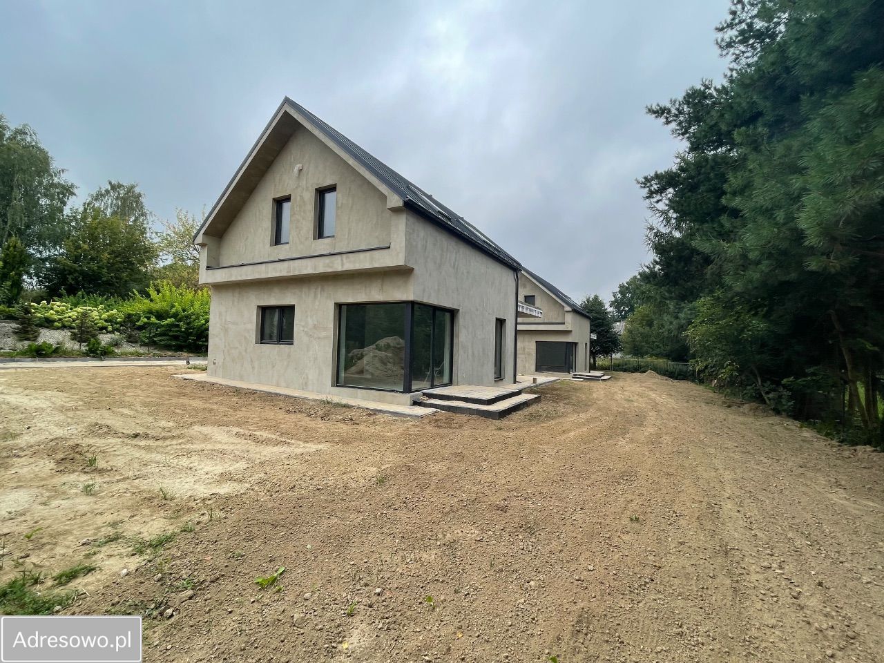 dom wolnostojący, 5 pokoi Marysin, ul. Szarugi. Zdjęcie 2