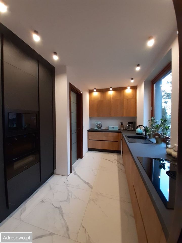 Mieszkanie 5-pokojowe Gdynia Wzgórze Świętego Maksymiliana, ul. Partyzantów. Zdjęcie 3