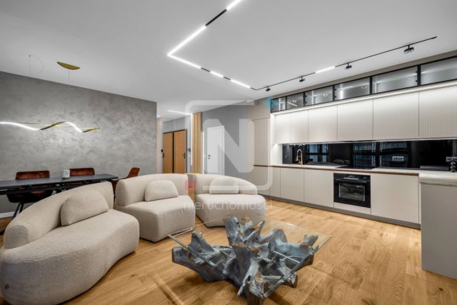 Mieszkanie 3-pokojowe Warszawa Wola, ul. Prosta. Zdjęcie 3