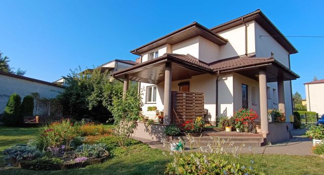 dom wolnostojący, 5 pokoi Chełm. Zdjęcie 1