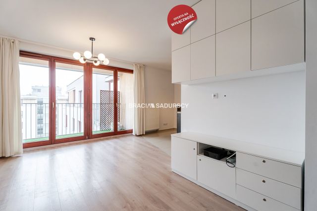 Mieszkanie 3-pokojowe Kraków Dębniki, ul. Czerwone Maki. Zdjęcie 1