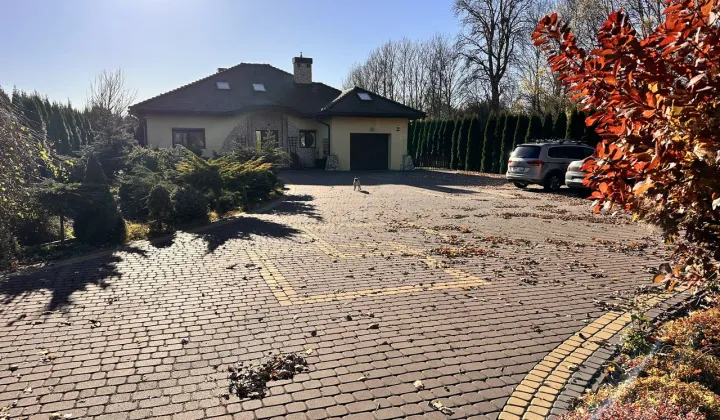 dom wolnostojący, 7 pokoi Kazuń Nowy