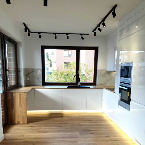 Mieszkanie 4-pokojowe Szczecin Centrum, ul. Stefana Lewandowskiego. Zdjęcie 1