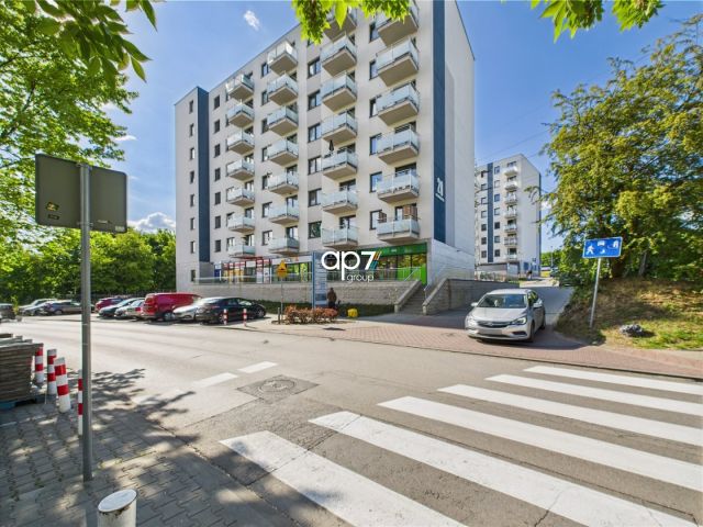 Mieszkanie 2-pokojowe Kraków Czyżyny, os. Dywizjonu 303. Zdjęcie 18