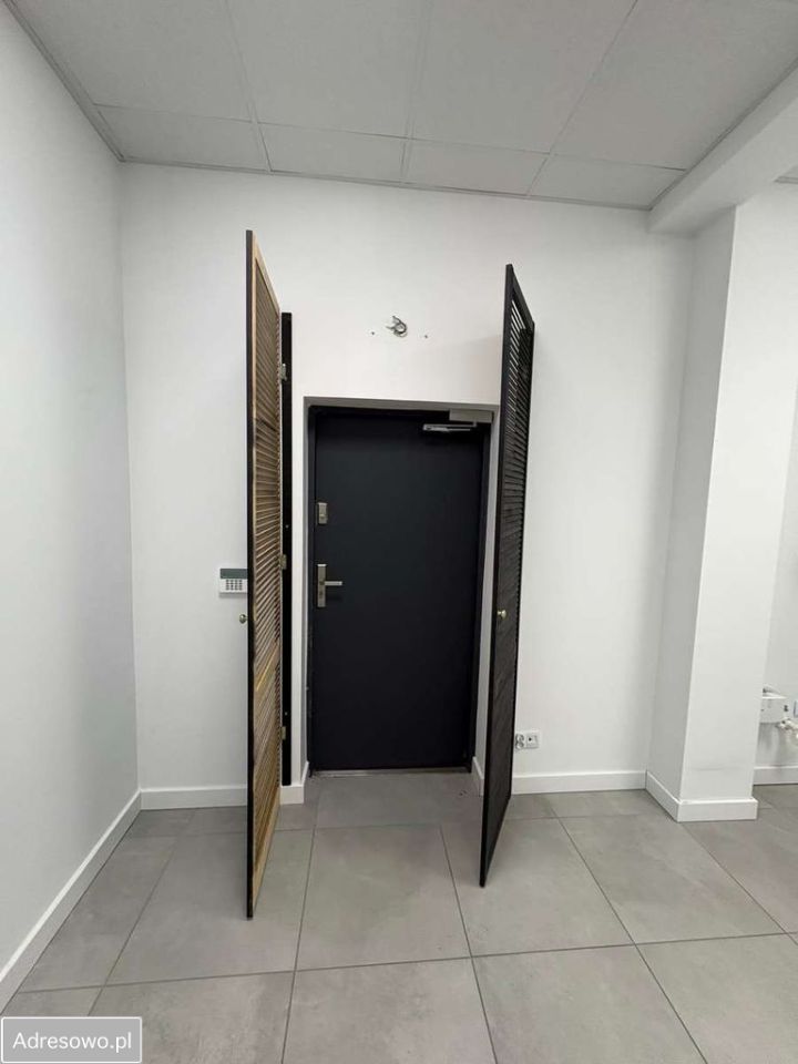 Lokal Zielonka, ul. Orzechowa. Zdjęcie 5