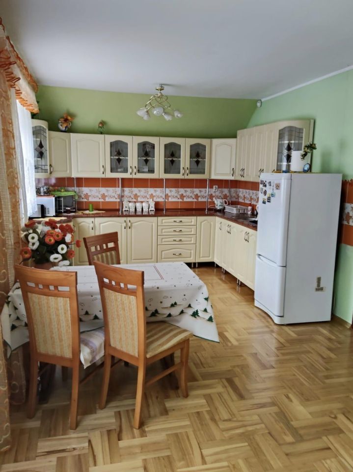 dom wolnostojący, 7 pokoi Srocko, ul. Częstochowska. Zdjęcie 14