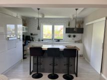 dom wolnostojący, 5 pokoi Smugi Helenów. Zdjęcie 2