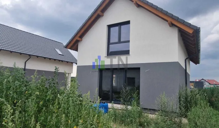 dom, 4 pokoje Miłoszyce