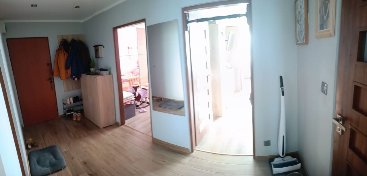 Mieszkanie 3-pokojowe Łabędnik. Zdjęcie 9