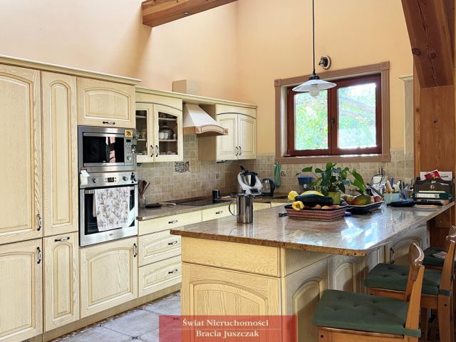 dom wolnostojący, 3 pokoje Bieganów. Zdjęcie 5