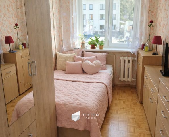 Mieszkanie 2-pokojowe Poznań Winogrady, os. Przyjaźni. Zdjęcie 3