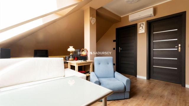 Mieszkanie 4-pokojowe Węgrzce Wielkie. Zdjęcie 22