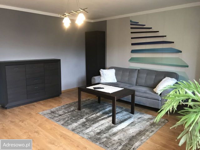 Mieszkanie 3-pokojowe Żary, ul. Okrzei. Zdjęcie 1