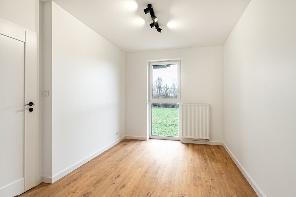 bliźniak, 4 pokoje Krasne. Zdjęcie 6